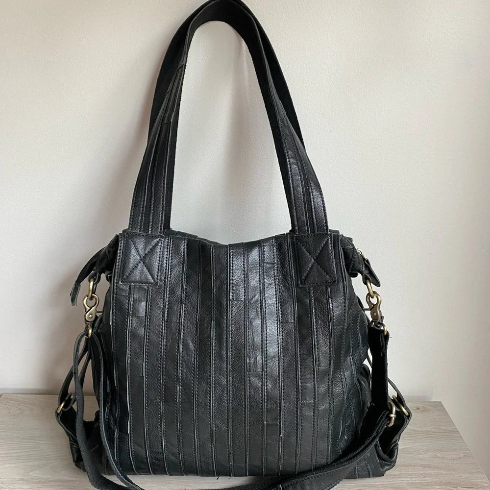 Amerileather Black Leather Tote - Picture 4 of 15